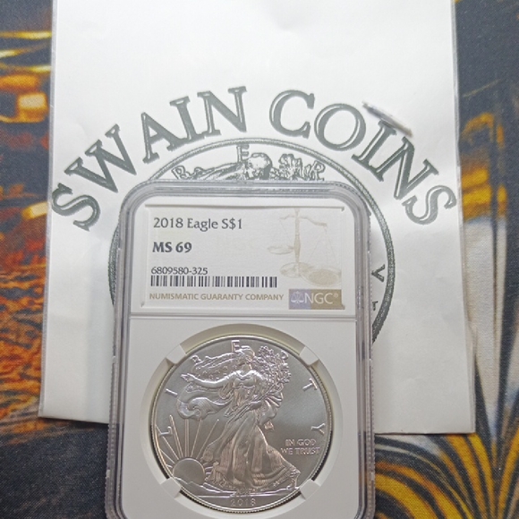 2018 Silver Eagle Coin MS 69 - Picture 1 of 1